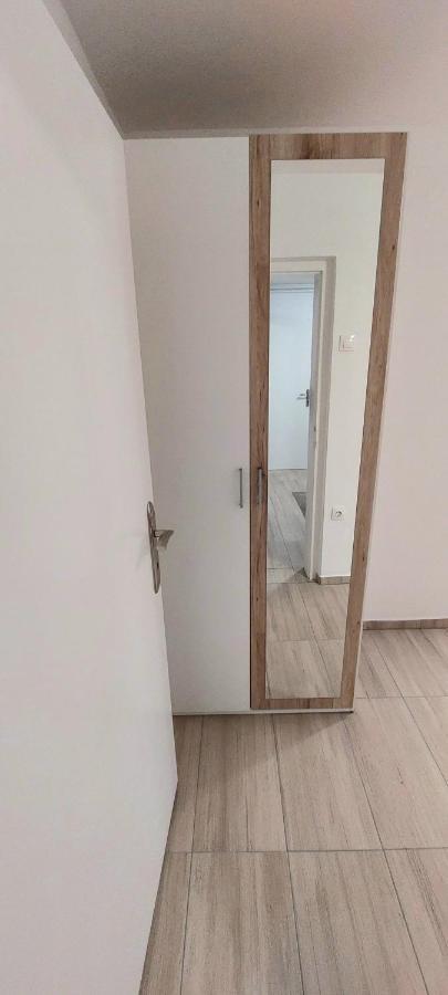 Jo-Ma Apartma - Safe Parking Ljubljana Luaran gambar